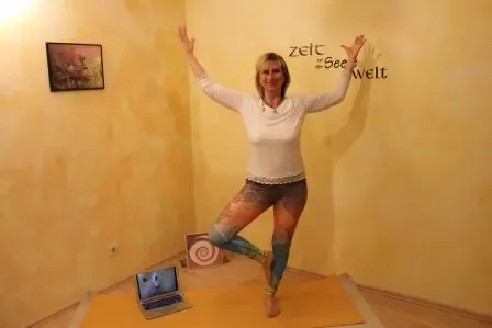 Online  Yoga for Everybody 