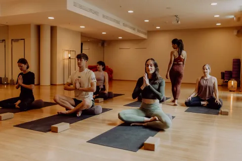 Hatha Yoga - Slow Flow (P)
