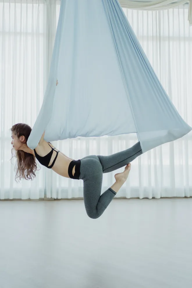  Dana Aerial Yoga
