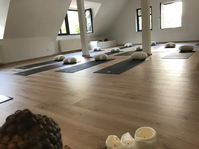 Faszien Yoga STUDIO 