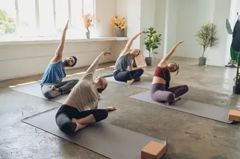 Hatha Yoga - Connect with your body STUDIO