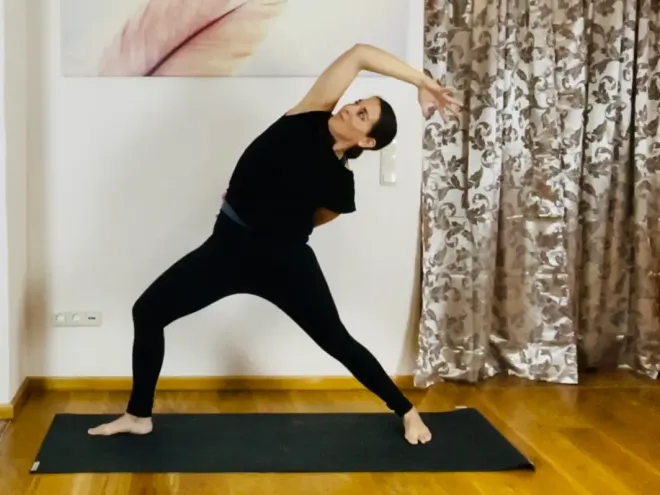 Vinyasa Yoga (P)