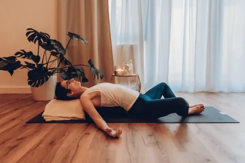 Calm & Relax Yoga - Yin & Resorative