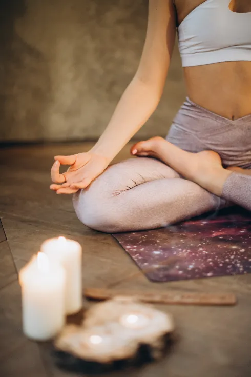 Mindful Sunday (kostenfrei) - Jeden ersten Sonntag im Monat | Yoga, Meditation & Journaling | 45 Minuten