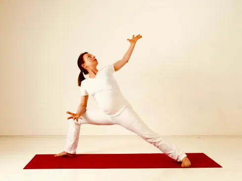 ONLINE: Prenatal Yoga - 75' - *Aufz.