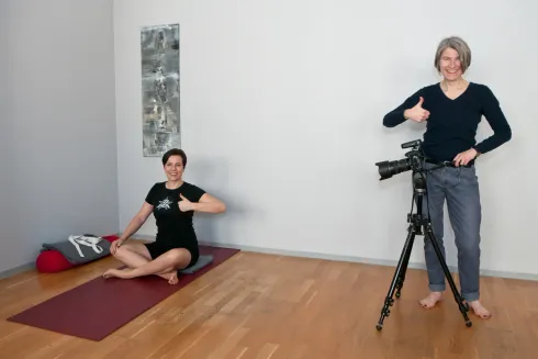 Iyengar Yoga im Zoom - regeneratives Üben