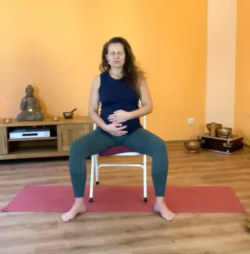 Yoga am Stuhl & Rehabilitation