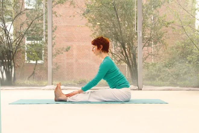 Rückenwohl - Wirbelsäulengymnastik und Yoga für Vitalität und Ausgeglichenheit
